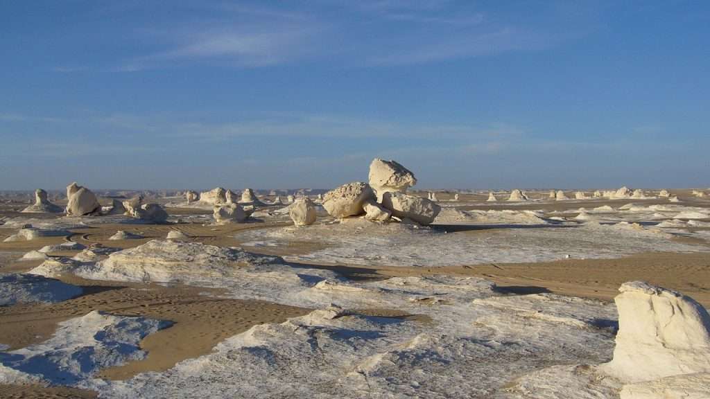 WHITE DESERT-