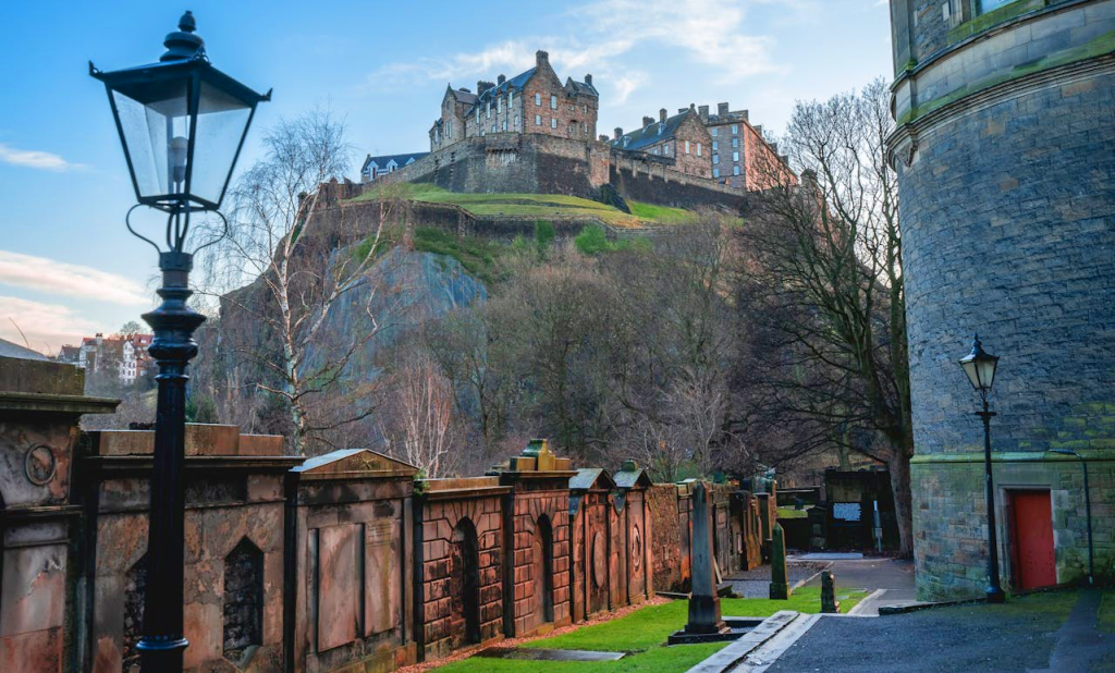 Best Things to do in Edinburgh Scotland
